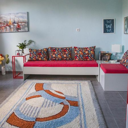 Villa Ανακαινισμενη Μονοκατοικια 125 Τμ Στο Κεντρο Με Κηπο Mesolóngion Exterior foto