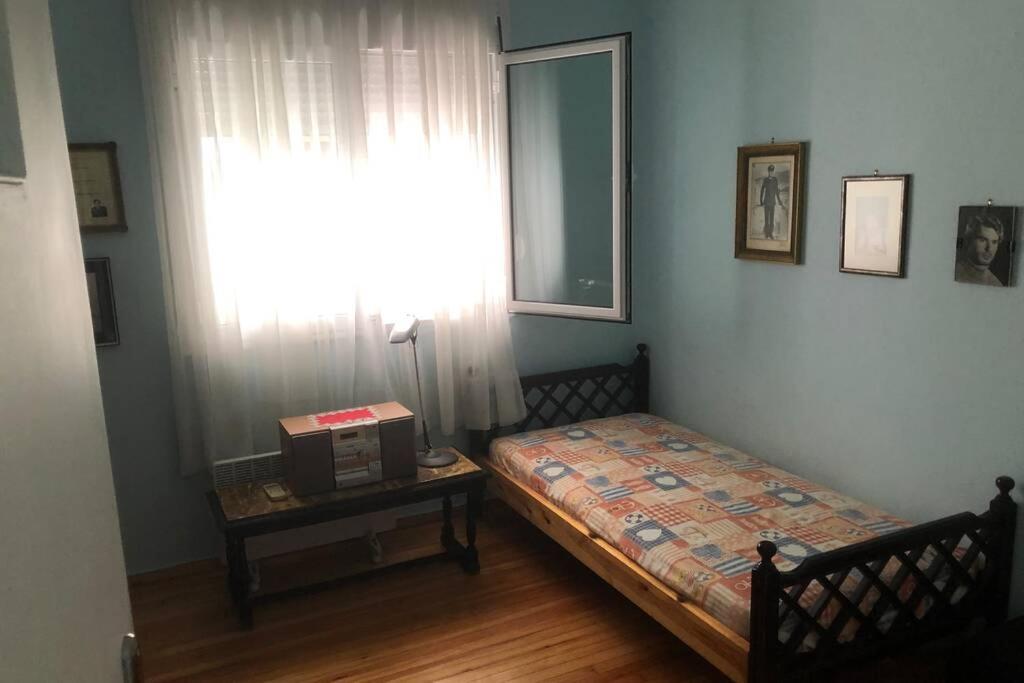Villa Ανακαινισμενη Μονοκατοικια 125 Τμ Στο Κεντρο Με Κηπο Mesolóngion Exterior foto