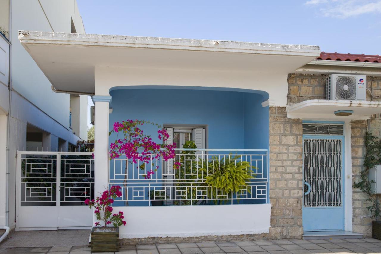 Villa Ανακαινισμενη Μονοκατοικια 125 Τμ Στο Κεντρο Με Κηπο Mesolóngion Exterior foto